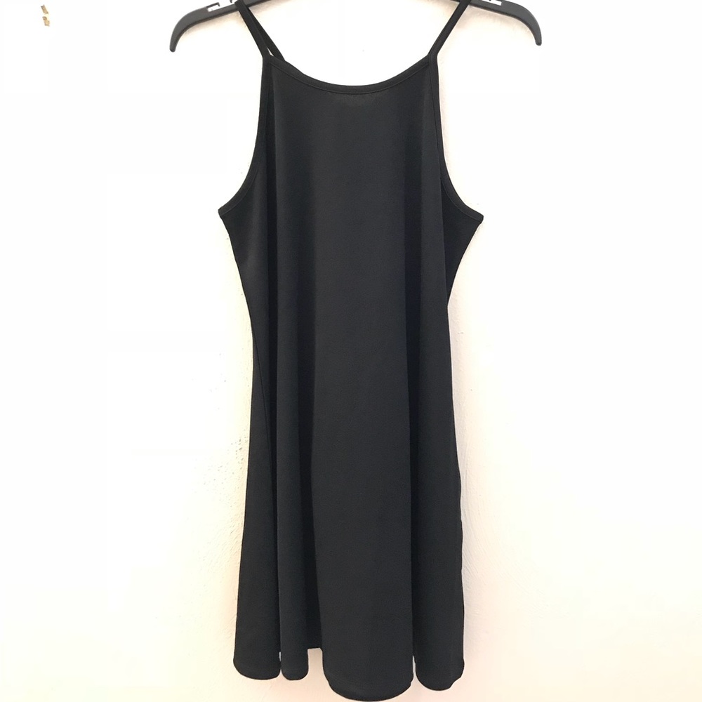[SOLD] Sleeveless Summer Black Dress